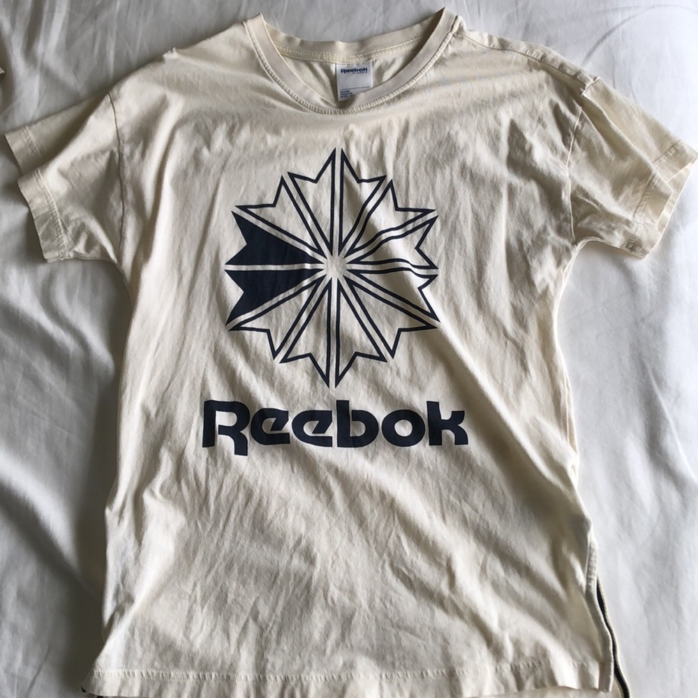 Vintage Reebok tee - Picture 4 of 4